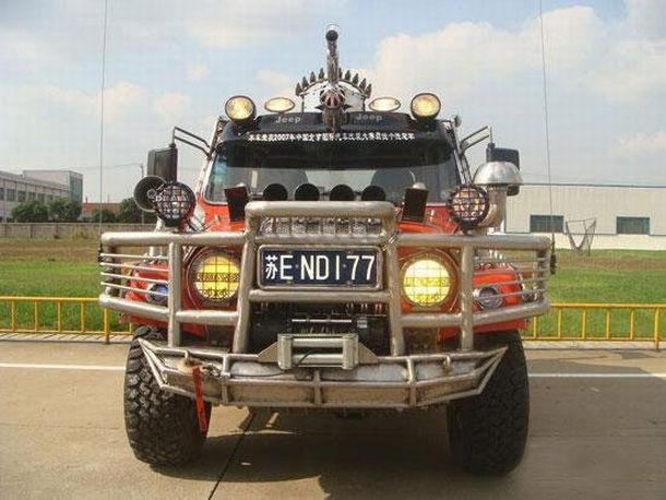 Tuning jeep in Chinese